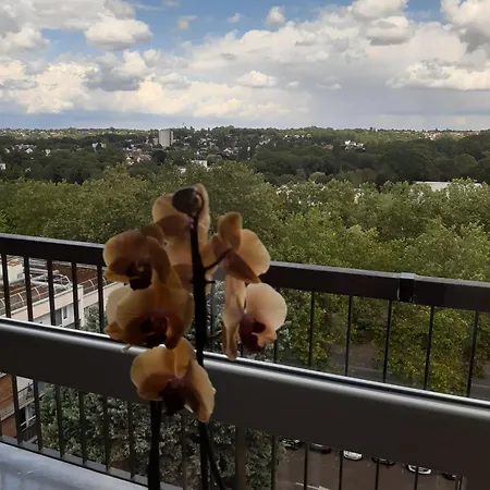 Avec Vue Degagee Proche Paris Apartment